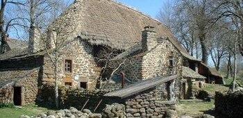 Village de Moudeyres + le musée des frères PERREL